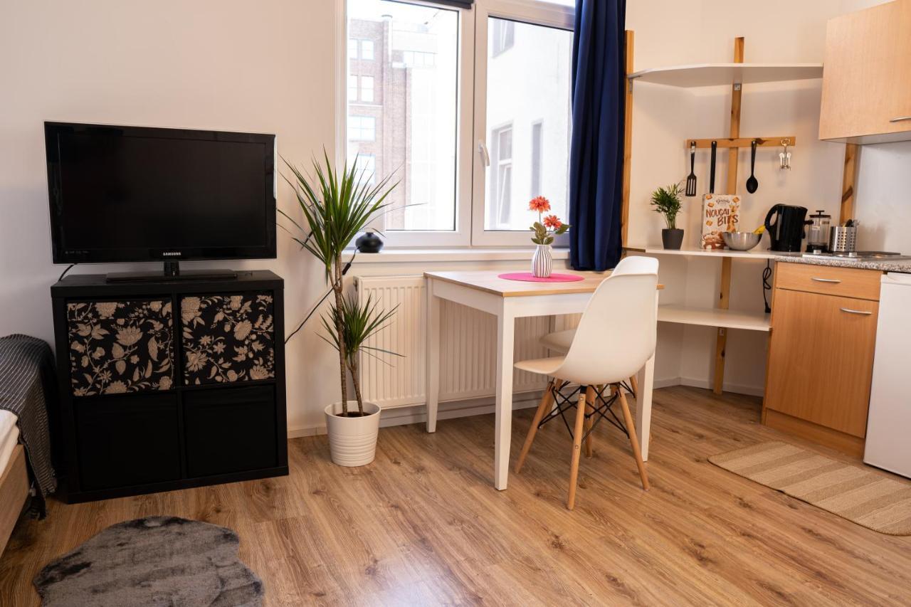 Fullhouse - Magdeburg - L36 Blue Apartment Esterno foto